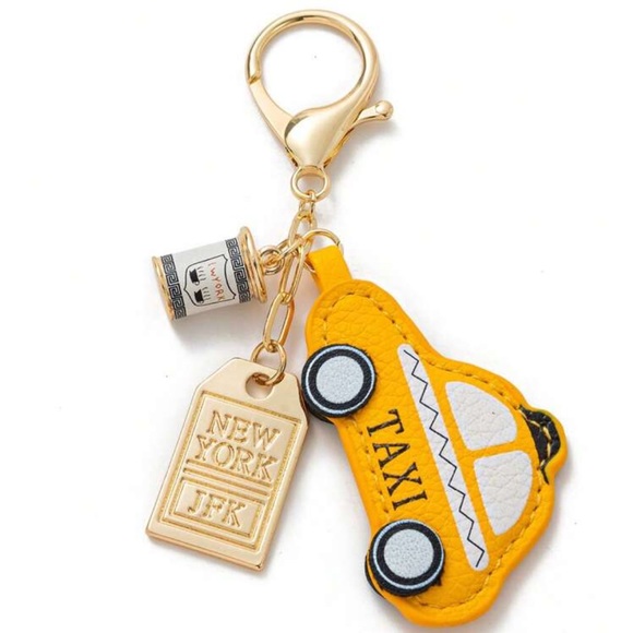 Anthropologie bag charm NYC taxi - Picture 3 of 3